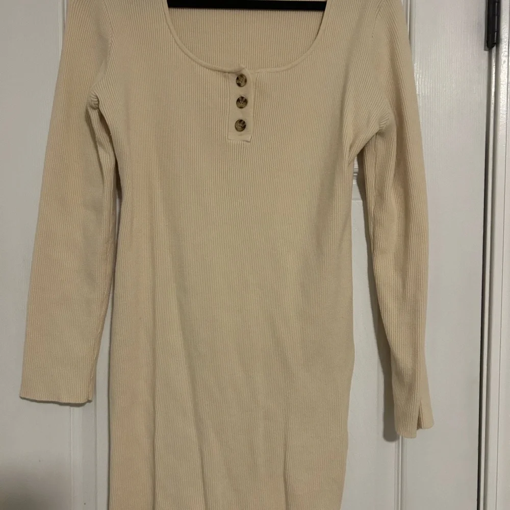 Pink Lily Cream Ribbed Top - Picture 3 of 10